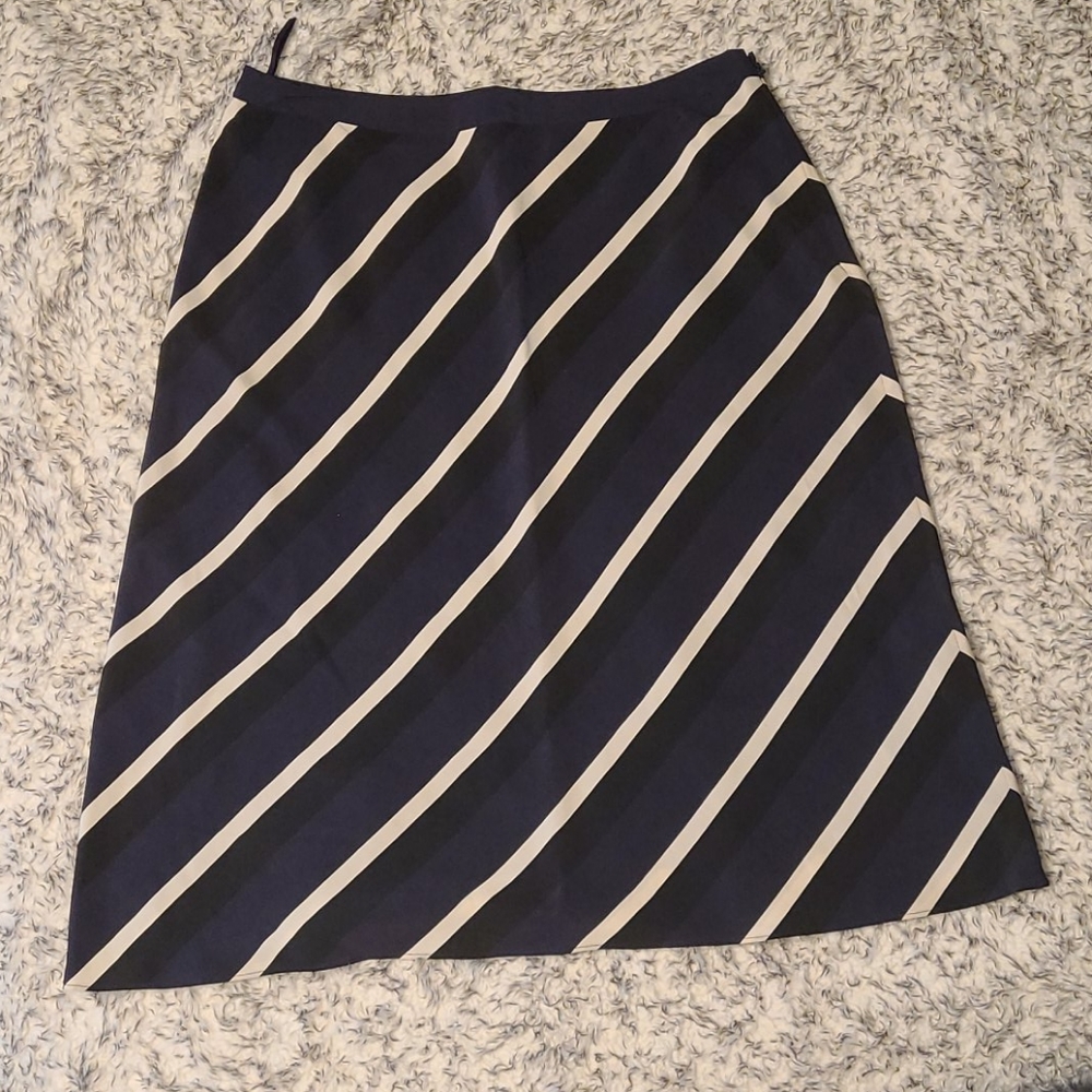 Stripped skirt
